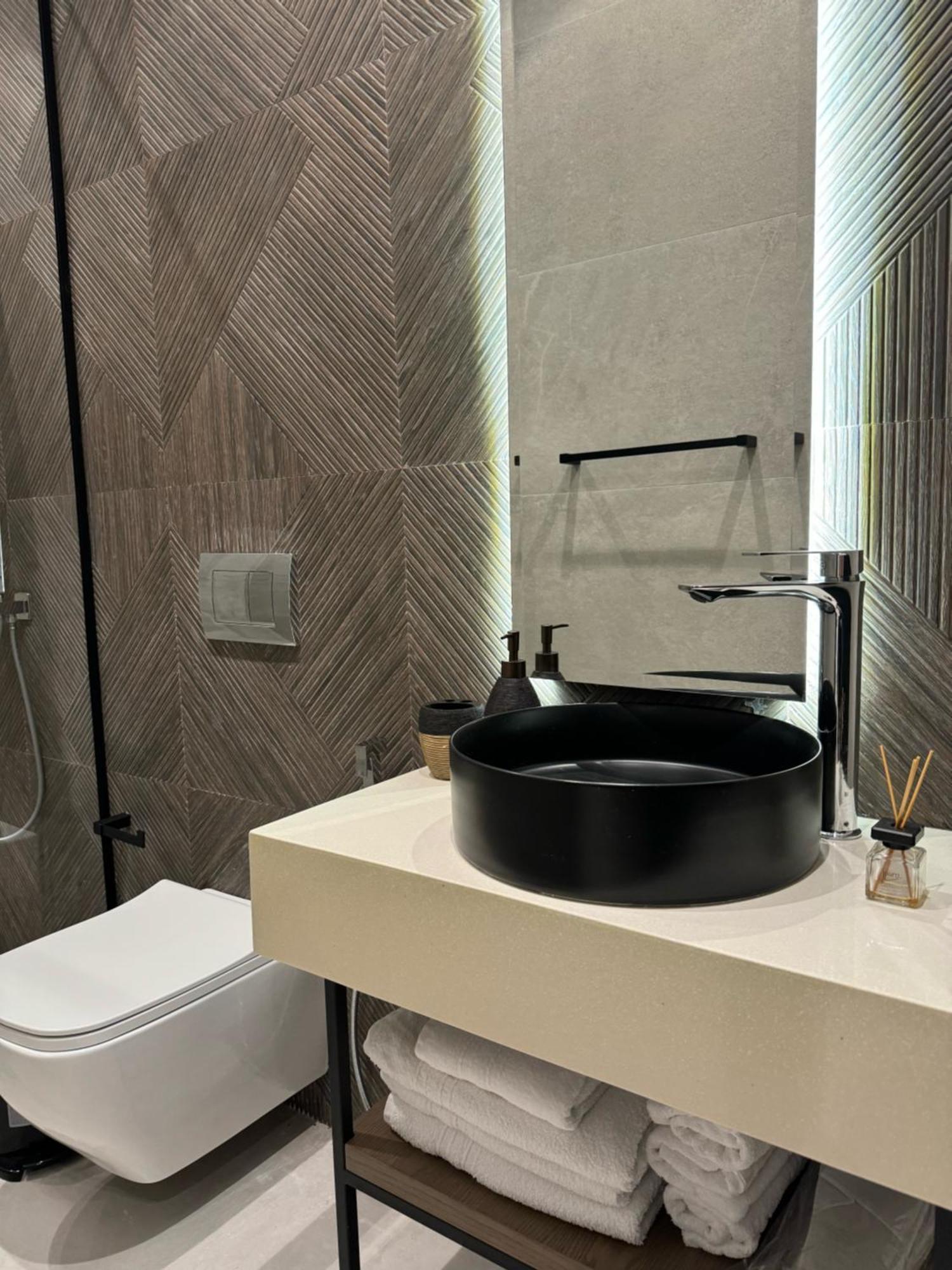 Nuna Hotel Radhimë 外观 照片